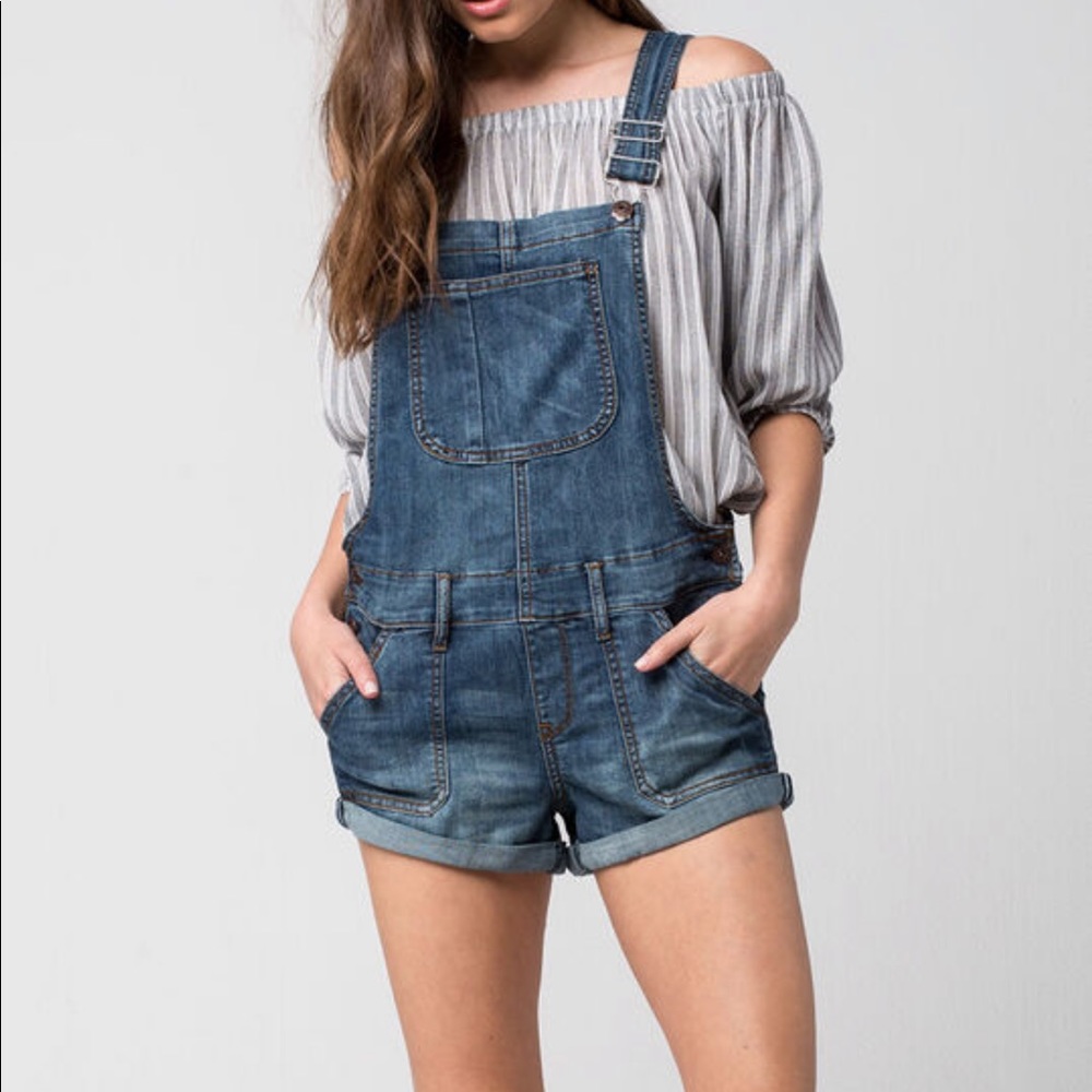 Vanilla Star Distressed Denim Jean Shortall - Picture 1 of 12